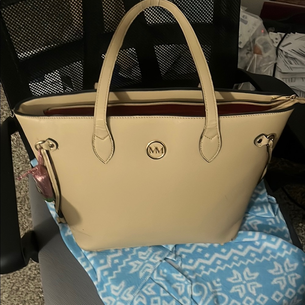 Elegant Cream Tote Bag